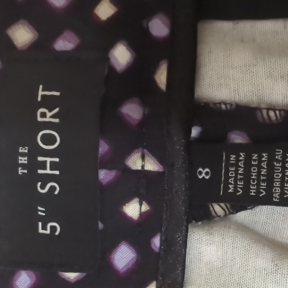 EUC WHITE HOUSE BLACK MARKET WOMEN'S THE 5" SHORT SZ 8 - Picture 5 of 7